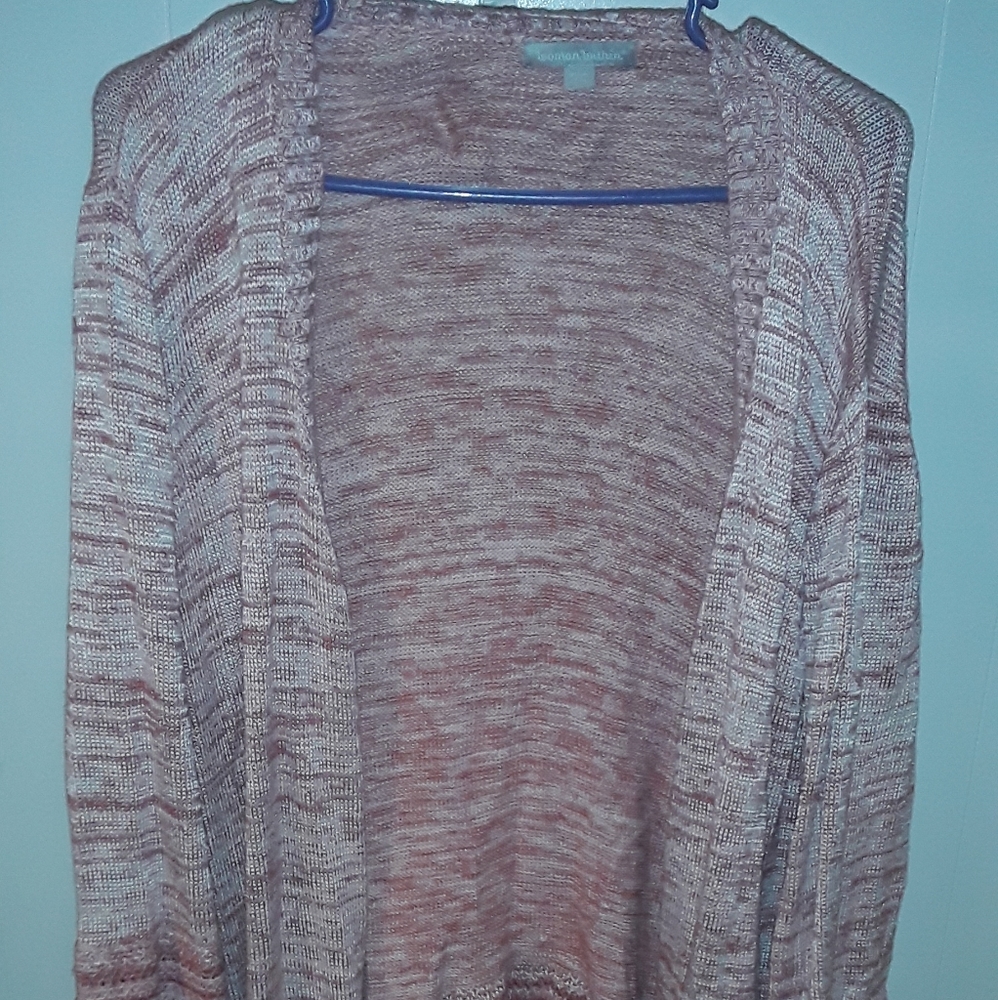 Plus size pink and white knitted cardigan sweater